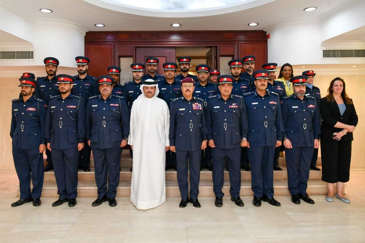 المفتش العام بوزارة الداخلية يقوم بزيارة تفقدية إلى إدارات مكتب الوكيل المساعد للشؤون الإدارية<